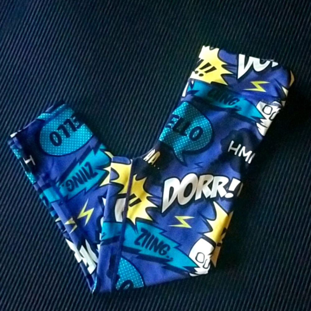 CVG comic capri pants size XSm